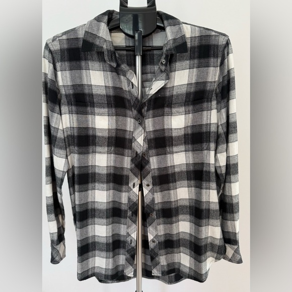 Athleta | Black & White Plaid Lumberjill Button Down Shirt | Size Small - Picture 2 of 5